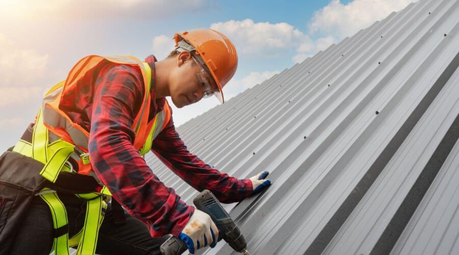Professional Flat Roofing Installation in Lindsay, OK